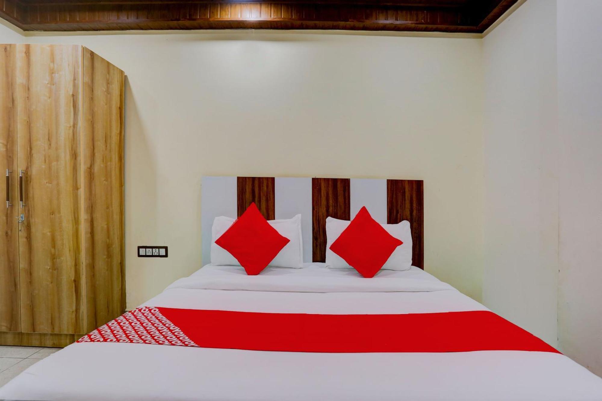 Hotel O Family Deluxe New Delhi Exterior foto