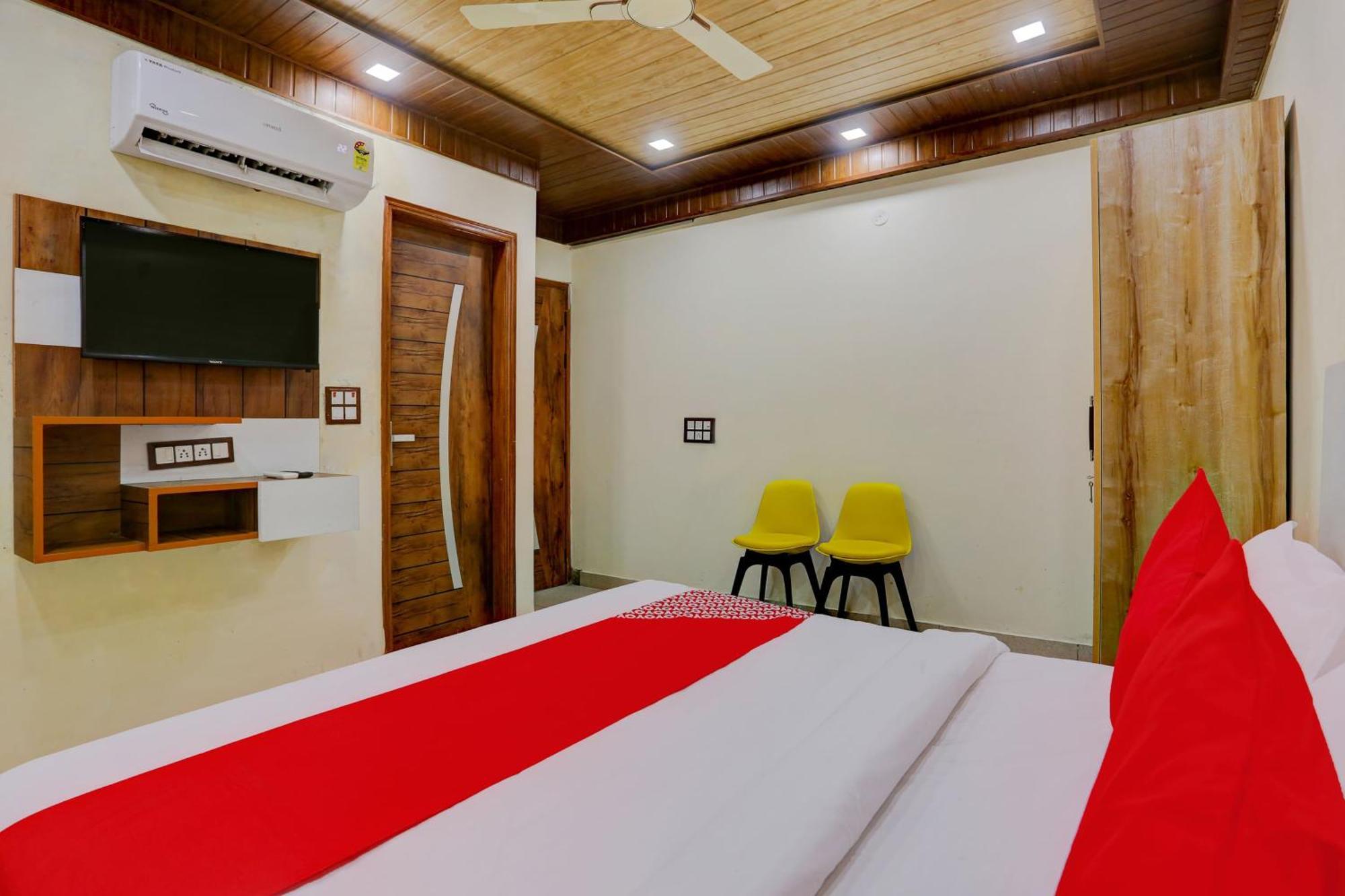Hotel O Family Deluxe New Delhi Exterior foto
